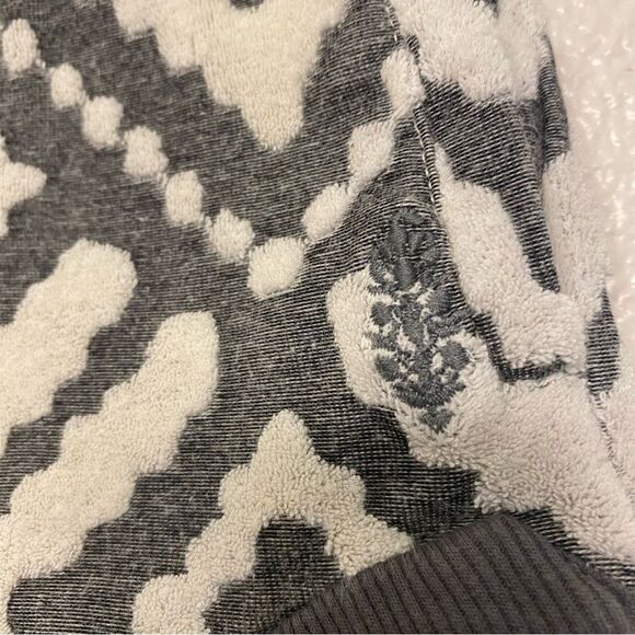 FP Movement by Free People Where The Wind Blows Jacquard Shorts cotton pull on L - Picture 3 of 11